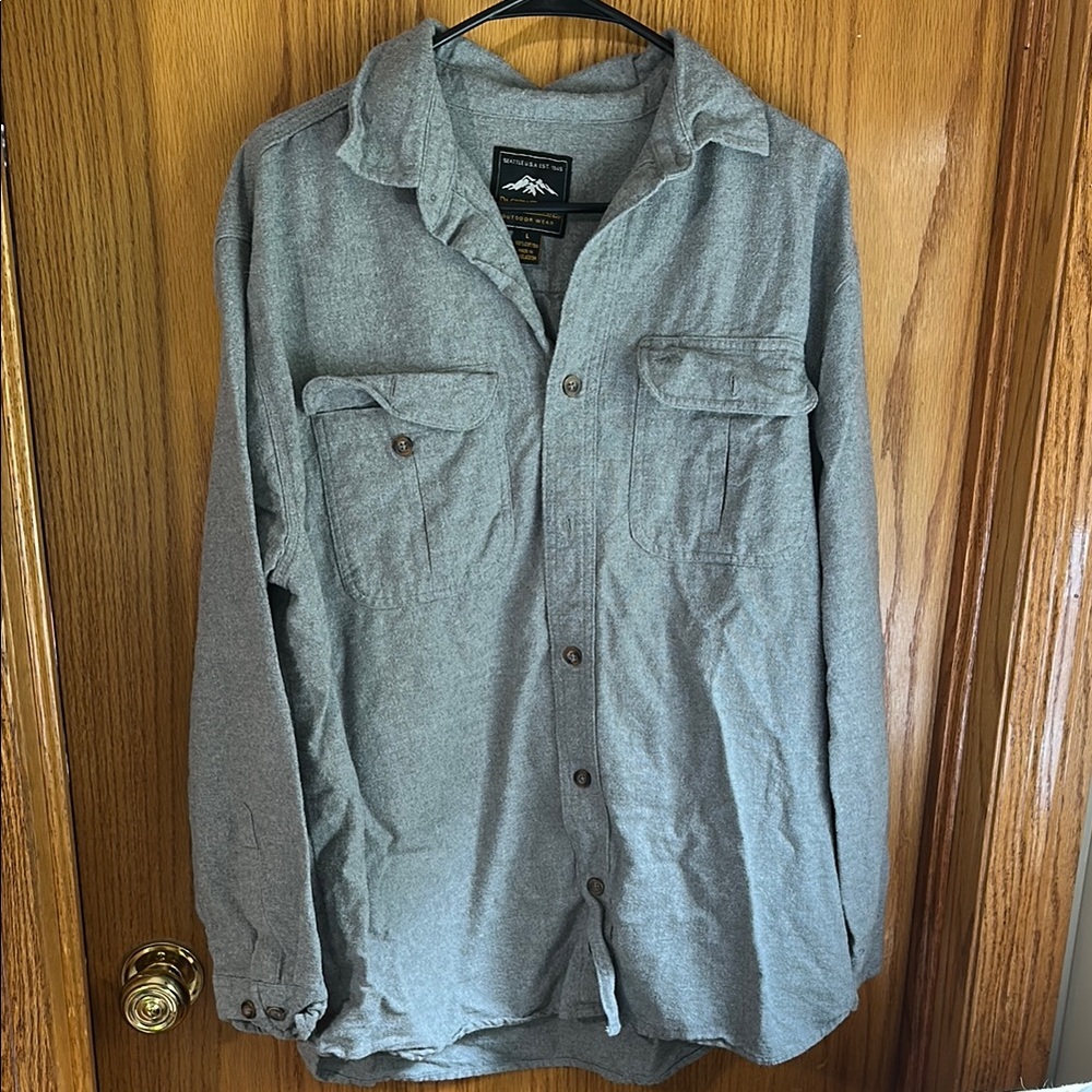 Pacific Trail Men's Gray Button-Up Shirt